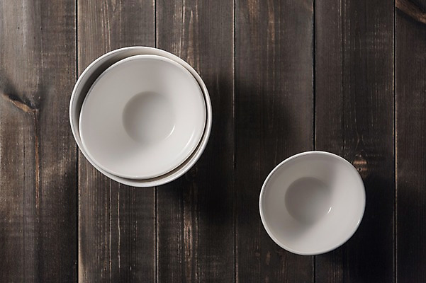 포토 JPG 스튜디오촬영 그릇 실내 사람없음 도자기 겹침 나무배경 국내포토 식기 백그라운드 내부 파일형식