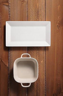 포토 JPG 스튜디오촬영 그릇 접시 실내 사람없음 목재 나뭇결 도자기 나무배경 국내포토 나무 식기 백그라운드 재료 내부 파일형식