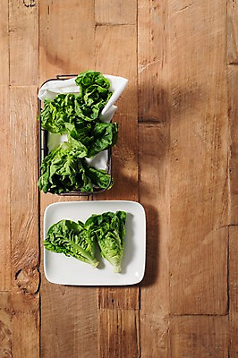 포토 JPG 스튜디오촬영 그릇 잎 채소 식재료 실내 사람없음 농작물 여러개 신선 쌈채소 미니코스 나무배경 국내포토 식물 식기 다수 백그라운드 농업 내부 파일형식