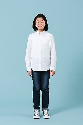 포토 JPG 스튜디오촬영 전신 여학생 여자 청소년 한명 서기 미소 사람 앞모습 10대 캐주얼 한국인 여중생 십대여자한명만 국내포토 1 학생 옷 뷰포인트 모션 중학생 실내 표정 동양인 여자한명만 십대여자만 파일형식