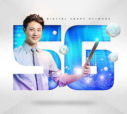 PSD 편집이미지 응시 남자 한명 미소 들기 사람 정장 빌딩 상반신 20대 성인 디지털 한국인 도시 직장인 네트워크 스마트 문서 5G 이미지편집 직업 1 시선 옷 컨셉 모션 표정 IT 동양인 청년 건물 파일형식