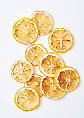 포토 JPG 스튜디오촬영 오렌지 과일 실내 근접촬영 사람없음 슬라이스 건과일 디톡스 국내포토 뷰포인트 건조 건강 내부 파일형식