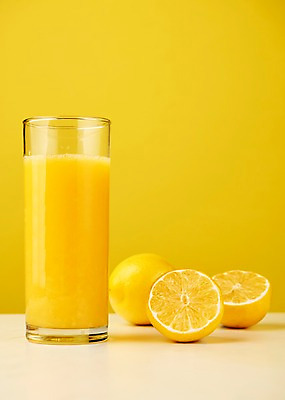 포토 JPG 스튜디오촬영 오렌지 과일 잔 실내 근접촬영 사람없음 주스 오렌지주스 디톡스 국내포토 식기 음료 뷰포인트 건강 내부 과일주스 파일형식