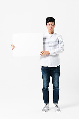 포토 JPG 스튜디오촬영 전신 배너 응시 남자 사각프레임 광고판 알림판 한명 서기 들기 사람 성인 앞모습 30대 한국인 투표 선거 성인남자한명만 국내포토 1 시선 뷰포인트 모션 프레임 실내 동양인 장년 사각형 민주주의 판 남자한명만 성인남자만 파일형식