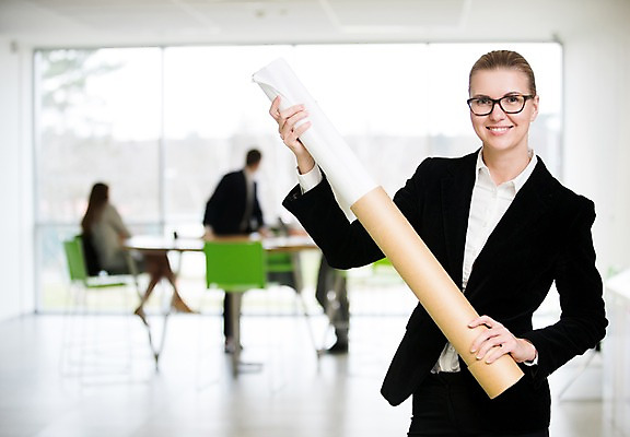 포토 JPG 전신 서양인 응시 여자 남자 40대 중년 의자 비즈니스 탁자 실내 서기 미소 들기 사람 앉기 정장 여러명 상반신 20대 성인 앞모습 옆모습 아웃포커스 30대 사무실 창가 리더 문서 창밖 서류통 종이뭉치 성인만 팀장 국내포토 외국인 시선 옷 종이 뷰포인트 가구 다수 창문 모션 촬영기법 표정 청년 내부 장년 사무용품 뭉치 파일형식