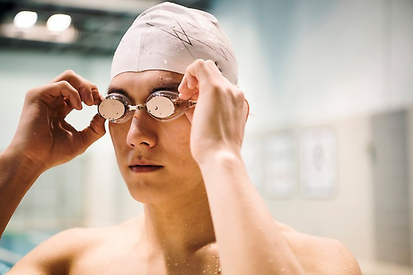 포토 JPG 남자 수영장 실내 한명 서기 상반신 20대 성인 취미 앞모습 한국인 물안경 성인남자한명만 실내수영장 국내포토 1 뷰포인트 모션 사람 동양인 청년 내부 수영용품 남자한명만 성인남자만 파일형식