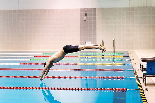 포토 JPG 전신 남자 수영장 실내 한명 20대 성인 취미 옆모습 한국인 스타트대 성인남자한명만 실내수영장 국내포토 1 뷰포인트 사람 동양인 청년 내부 수영용품 남자한명만 성인남자만 파일형식
