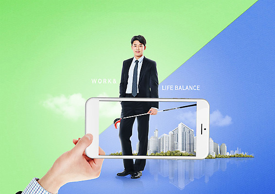 전신 PSD 편집이미지 손 남자 한손 서기 웃음 들기 20대 성인 두명 건물 앞모습 신체부위 스마트폰 골프채 한국인 워라밸 이미지편집 건축물 뷰포인트 모션 골프용품 표정 사람 동양인 청년 핸드폰 스마트기기 신조어 파일형식