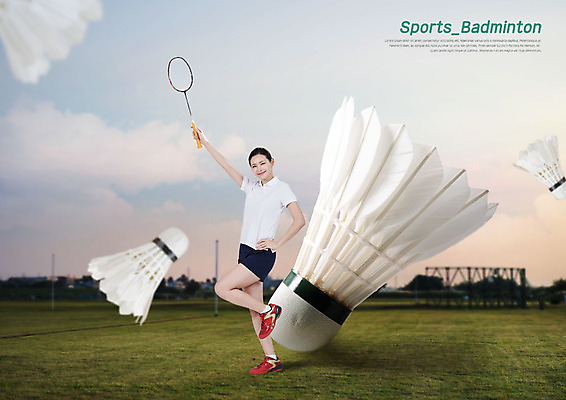 전신 PSD 구름 편집이미지 여자 스포츠 하늘 한명 서기 미소 사람 초원 성인 옆모습 30대 운동 손들기 여러개 한국인 배드민턴라켓 셔틀콕 배드민턴 다리들기 성인여자한명만 이미지편집 자연요소 1 스포츠용품 뷰포인트 다수 모션 표정 건강 동양인 장년 구기 라켓 여자한명만 성인여자만 파일형식