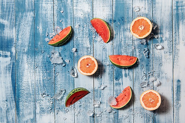 포토 JPG 스튜디오촬영 계절 조각 과일 단면 여름음식 수박 실내 사람없음 목재 파란색 하이앵글 얼음 신선 자몽 플랫레이 미니수박 나무배경 제철과일 과채 국내포토 자연요소 나무 음식 뷰포인트 컬러 백그라운드 채소 재료 내부 플랫 제철 파일형식 여름_계절