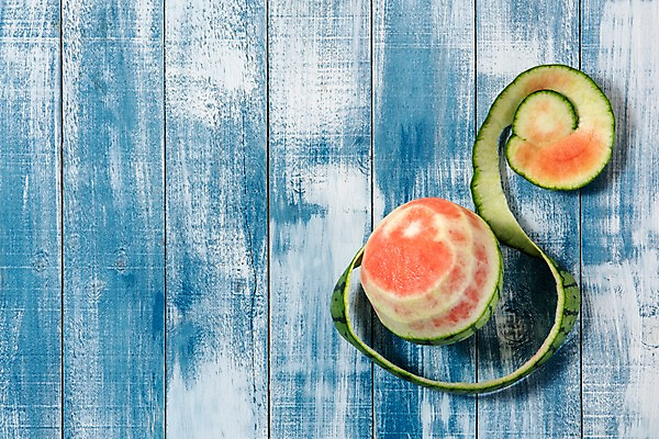 포토 JPG 스튜디오촬영 계절 과일 여름음식 수박 실내 사람없음 목재 파란색 하이앵글 껍질 신선 수박껍질 플랫레이 미니수박 나무배경 제철과일 과채 국내포토 나무 음식 뷰포인트 컬러 백그라운드 채소 재료 내부 플랫 제철 파일형식 여름_계절