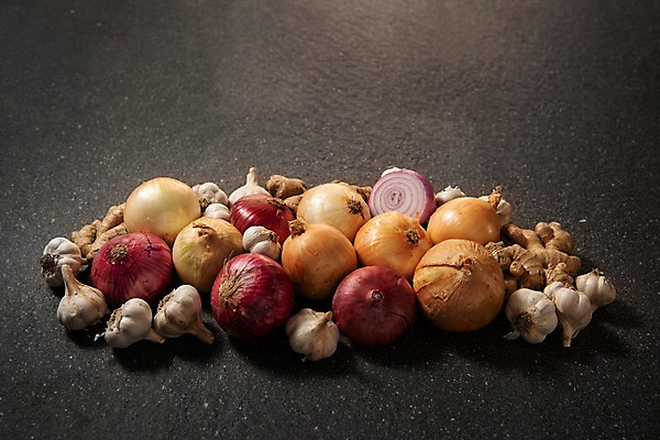 포토 JPG 스튜디오촬영 채소 스튜디오 양파 단면 실내 마늘 사람없음 여러개 생강 적양파 국내포토 다수 내부 파일형식