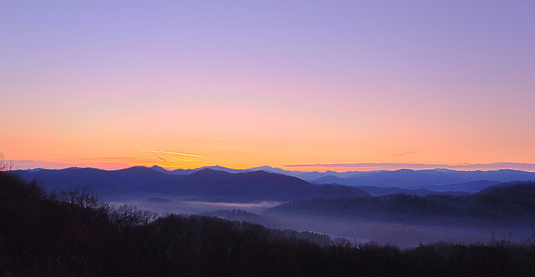 포토 JPG 해외이미지 나무 계절 공원 실루엣 겨울 오렌지 자연 하늘 아침 산 파노라마 풍경 사람없음 야외 파란색 빛 평화 일출 침묵 봄 새벽 안개 시골 황무지 연기 속도 산등성이 내추럴 뿌연 전국 해외202004 해외포토 주간 자연요소 식물 공공시설 컬러 컨셉 과일 날씨 촬영기법 노을 소리 생태계 파일형식 이미지허브