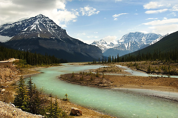 포토 JPG 해외이미지 나무 구름 공원 여행 캐나다 자연 하늘 휴가 산 풍경 사람없음 야외 초록색 물 여름 파란색 강 컬러풀 반사 평화 환경 봄 거울 흰색 숲 에메랄드 밴프 생태학 앨버타 전국 절정 터키석 로키산맥 해외202004 해외포토 자연요소 식물 계절 공공시설 교육 컬러 컨셉 북아메리카 보석 생태계 파일형식 이미지허브