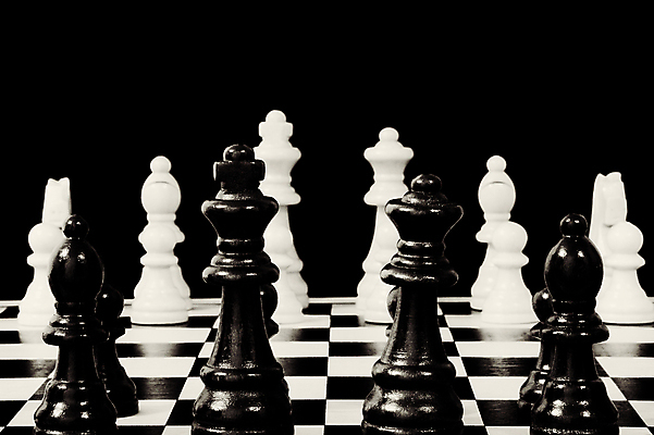 포토 JPG 해외이미지 사람없음 검은색 게임 흰색 체스말 체스 계획 왕 정사각형 체스판 전략 장군 여왕 사기꾼 챔피언 토너먼트 해외202004 해외포토 도형 직업 컬러 컨셉 놀이 말_게임 파일형식 이미지허브