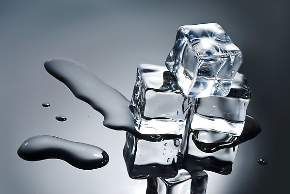 포토 JPG 해외이미지 사람없음 파란색 냉동 얼음 블록 투명 액체 시원함 큐브 정사각형 고체 해외202004 해외포토 자연요소 도형 컬러 파일형식 이미지허브