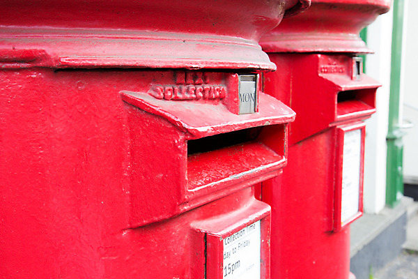 포토 JPG 해외이미지 전통 영어 2 영국 잉글랜드 사람없음 빨간색 상자 수확 편지 서비스 일반 빅토리아 옛날 카피스페이스 해외202004 해외포토 문자 유럽 컬러 농업 공백 파일형식 이미지허브