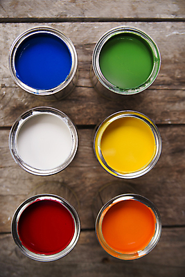 포토 JPG 해외이미지 디자인 벽 백그라운드 컨셉 추상 새로움 주택 미술 사람없음 장식 빨간색 초록색 컬러풀 금속 페인트 흰색 액체 수리 떨어짐 양동이 가득함 매니큐어 예술가 고립 해외202004 해외포토 컬러 무늬 재질 문화예술 건물 화장품 파일형식 이미지허브