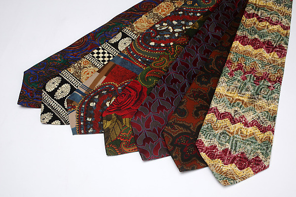 포토 JPG 해외이미지 디자인 드레스 옷 남자 백그라운드 패턴 비즈니스 넥타이 정장 사람없음 사무실 유행 상점 줄무늬 직물 업무 우아함 디자이너 실크 질감 매듭 목 정중 스타일 해외202004 해외포토 직업 잡화 컨셉 무늬 사람 신체부위 작업 파일형식 이미지허브