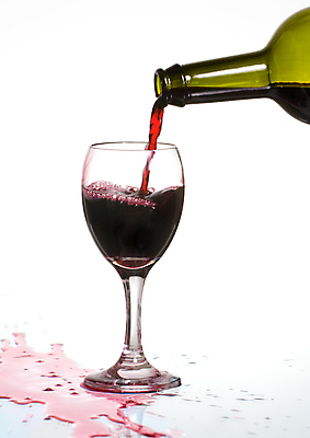 포토 JPG 해외이미지 와인잔 유리 주류 사람없음 빨간색 와인 축하 알코올 액체 맛 쏟아짐 양조장 취급주의 스플래쉬 해외202004 해외포토 음료 컬러 컨셉 술잔 모션 재질 경고 파일형식 이미지허브