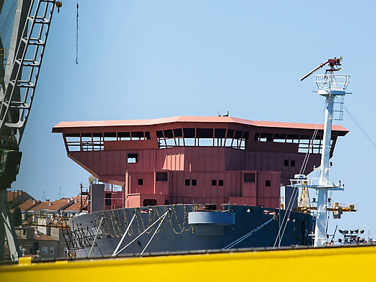 포토 JPG 해외이미지 주간 하늘 사람없음 야외 조선소 산업시설 산업현장 선박 해외202004 해외포토 자연요소 산업 수상교통 파일형식 이미지허브