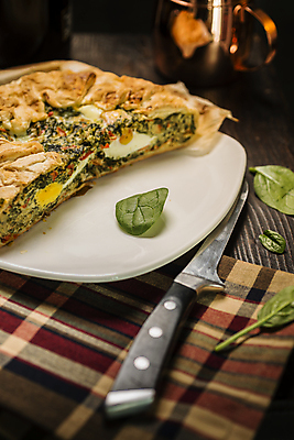 포토 JPG 해외이미지 음료 음식 여행 백그라운드 다이어트 채소 과일 재료 부활절 치즈 파슬리 건강 요리 사람없음 목재 빨간색 와인 버섯 이탈리아 견과류 껍질 시골 칼 낟알 굽기 허브 머리위 토핑 시금치 건강식 쪽파 딜 입가심 짠맛 타르트 페스츄리 해외202004 해외포토 나무 식물 기념일 유럽 빵 컬러 유제품 주류 맛 구이 파이_빵 파 파일형식 이미지허브