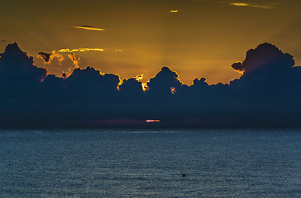 포토 JPG 해외이미지 구름 계절 실루엣 종교 바다 백그라운드 오렌지 자연 하늘 추상 풍경 사람없음 야외 빨간색 물 여름 파란색 빛 햇빛 태양 노란색 평화 일출 맑음 황혼 일몰 새벽 예수 분위기 황금 저녁 비둘기 공상 천국 수평선 해외202004 해외포토 자연요소 컬러 컨셉 무늬 과일 조류 날씨 촬영기법 노을 신_종교 야간 생태계 파일형식 이미지허브