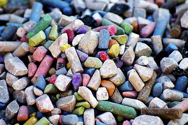 포토 JPG 해외이미지 거리 사람없음 컬러풀 막대기 그룹 가득함 오브젝트 그림 칼슘 해외202004 해외포토 컬러 파일형식 이미지허브