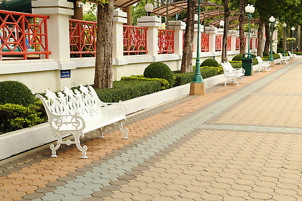 포토 JPG 해외이미지 나무 식물 영어 공원 가구 백그라운드 잎 밭 벤치 의자 자연 휴식 바닥 앉기 풍경 사람없음 야외 목재 장식 초록색 여름 환경 금속 정원 수확 바위 흰색 신선 비밀 관목 오브젝트 원예 복고 안락의자 장면 철강 스타일 해외202004 해외포토 문자 계절 공공시설 컬러 생활용품 컨셉 농업 재료 모션 재질 취미 돌_바위 생태계 파일형식 이미지허브