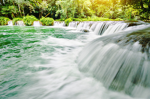 포토 JPG 해외이미지 나무 식물 공원 여행 백그라운드 잎 모션 태국 자연 휴가 휴식 풍경 사람없음 야외 초록색 물 강 환경 폭포 젖음 흐름 연못 신선 개울 떨어짐 숲 열대우림 내추럴 해외202004 해외포토 자연요소 공공시설 아시아 컬러 컨셉 생태계 파일형식 이미지허브