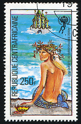 포토 JPG 해외이미지 캐릭터 여자 어린이 파도 바다 왕관 봉투 생물 요정 이야기 어류 앉기 사람없음 물 금발 머리 화환 수확 골동품 메시지 해조류 역사 물개 편지 연도 눈금 복고 꼬리 엽서 장면 우표 인어 공화국 옛날 해외202004 해외포토 자연요소 헤어스타일 꽃 나라 농업 포유류 모션 사람 신체부위 바다동물 수중동물 해양식물 파일형식 이미지허브