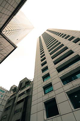 포토 JPG 해외이미지 주간 벽 백그라운드 비즈니스 건축양식 창문 유리 하늘 지붕 풍경 사람없음 야외 건물 세로 금융 도시풍경 사무실 탑 도시 도심 큼 대만 상업 장면 지역 천국 스카이라인 해외202004 해외포토 자연요소 건축물 건축 아시아 재질 경제 크기 파일형식 이미지허브
