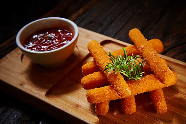 포토 JPG 해외이미지 접시 음식 빵 토마토 치즈 파슬리 마늘 요리 사람없음 크래커 요식업 식당 식사 저녁식사 이탈리아 튀김 껍질 신선 막대기 황금 맛 정크푸드 굽기 속도 준비 칼로리 점심식사 깊이 모짜렐라치즈 빵가루 해외202004 해외포토 식기 유럽 산업 컨셉 채소 유제품 쿠키 상점 구이 파일형식 이미지허브