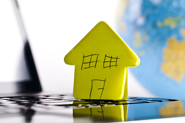 포토 JPG 해외이미지 아이콘 이동 인터넷 비즈니스 통신 주택 대화 사람없음 노트북 컴퓨터 사무실 디지털 공책 웹 정보 키보드 그물 네트워크 결과 전자 온라인 인터넷주소 하드웨어 해외202004 해외포토 컨셉 문구용품 말하기 건물 전자제품 파일형식 이미지허브