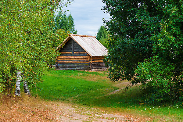포토 JPG 해외이미지 나무 전통 외관 문화 벽 농업 건축양식 자연 지붕 거리 주택 풍경 사람없음 야외 건물 목재 여름 울타리 농장 마을 수확 시골 역사 오두막 빌라 창고 시골집 복고 통나무 외양간 샬레 수목 옛날 핸드메이드 해외202004 해외포토 식물 건축물 계절 건축 산업 재료 실험기구 담장 생태계 파일형식 이미지허브