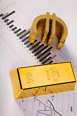 포토 JPG 해외이미지 그래프 실내 사람없음 금융 유로 황금 보고서 금괴 해외202004 해외포토 돈 내부 경제 파일형식 이미지허브