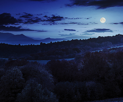 포토 JPG 해외이미지 구름 하늘 산 풍경 사람없음 야외 파란색 보름달 달 야간 해외202004 해외포토 자연요소 컬러 파일형식 이미지허브