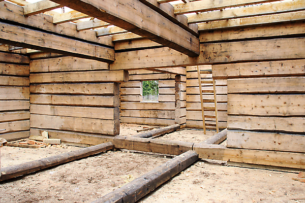 포토 JPG 해외이미지 디자인 벽 건축양식 지붕 휴가 휴식 새로움 바닥 주택 사람없음 내부 건물 목재 계단 시골 소나무 재산 숲 오두막 에코 생태계 시골집 통나무 잡동사니 내추럴 샬레 수목 판잣집 해외202004 해외포토 나무 건축물 건축 컨셉 재료 실험기구 금융 환경 파일형식 이미지허브