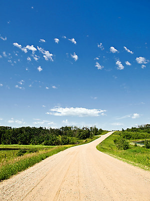 포토 JPG 해외이미지 구름 도로 길 모래 여행 컨셉 밭 자연 하늘 건조 풍경 사람없음 야외 빨간색 초록색 여름 파란색 태양 맑음 봄 운전 자유 시골 황무지 땅 먼지 천국 땅바닥 루트 무료 방법 선로 옛날 오지 수평선 해외202004 해외포토 자연요소 계절 컬러 농업 교통시설 모션 날씨 바닥 생태계 파일형식 이미지허브