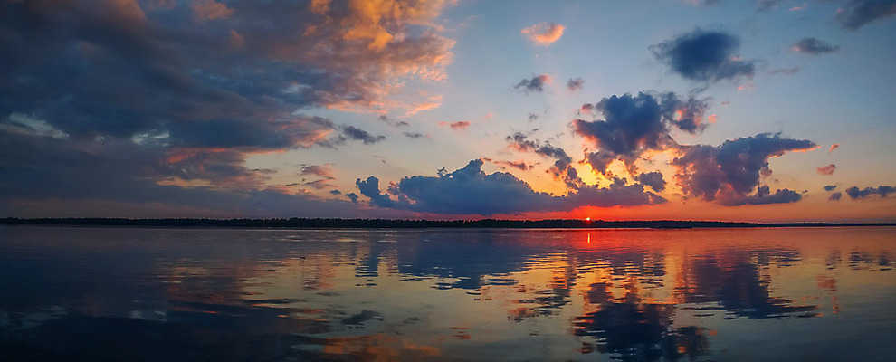 포토 JPG 해외이미지 구름 여행 백그라운드 오렌지 자연 하늘 풍경 사람없음 야외 빨간색 물 여름 파란색 강 컬러풀 태양 반사 일몰 봄 저녁 장면 스카이라인 내추럴 우크라이나 수평선 해외202004 해외포토 자연요소 계절 유럽 컬러 과일 노을 야간 생태계 파일형식 이미지허브