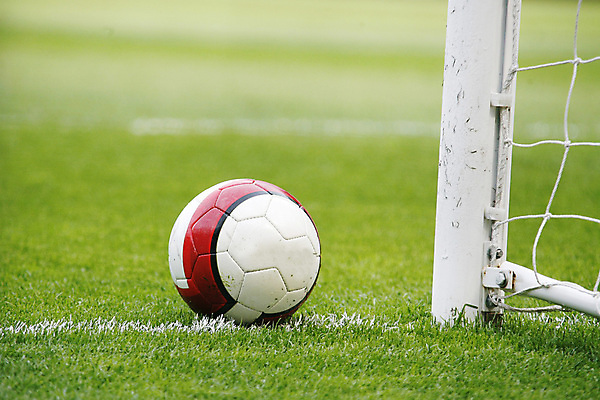 포토 JPG 해외이미지 스포츠 공 경기 사람없음 축구 경기장 게임 플레이어 해외202004 해외포토 스포츠시설 놀이 구기 파일형식 이미지허브