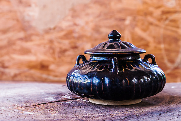 포토 JPG 해외이미지 식물 1 전통 꽃 음식 백그라운드 패턴 요리 사람없음 내부 갈색 주방 장비 뚜껑 기구 조끼 오픈 도자기 사발 냄비 정상 컨테이너 먹기 오브젝트 싱글 복고 심플 점토 토기 고립 도예가 옛날 캐서롤 핸드메이드 해외202004 해외포토 직업 산업 컬러 무늬 모션 외투 용기_그릇 사기그릇 솥 파일형식 이미지허브