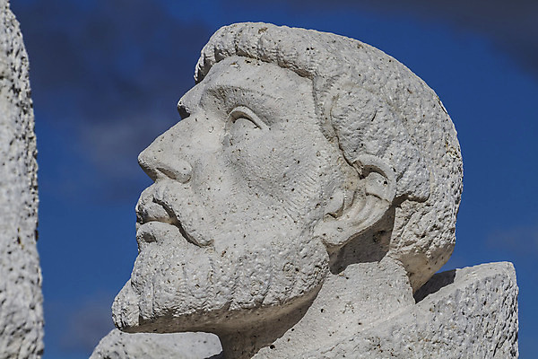 포토 JPG 해외이미지 손 기독교 종교 컨셉 관계 천사 함께함 창조 미술 사람없음 조각상 탑 검은색 성경 희망 터치 천주교 종 도움 영혼 스페인 구출 클래식 닫기 연결 집중 승진 돌봄 르네상스 마드리드 신앙심 헬프 해외202004 해외포토 건축물 감정 유럽 컬러 종교용품 모션 문화예술 신체부위 조형물 파일형식 이미지허브