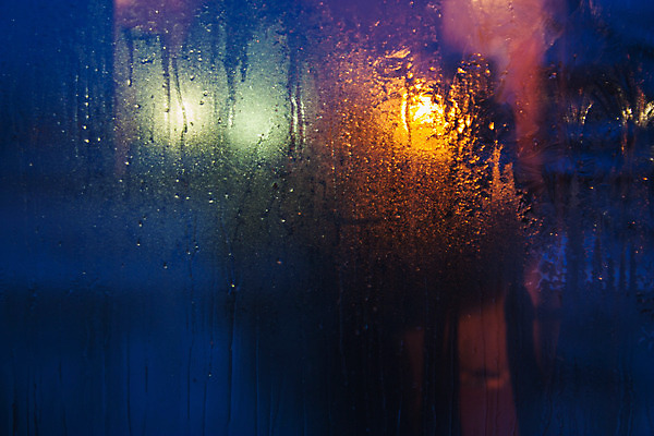 포토 JPG 해외이미지 겨울 창문 유리 사람없음 물 냉동 얼음 어둠 추위 야간 질감 해외202004 해외포토 자연요소 계절 재질 파일형식 이미지허브