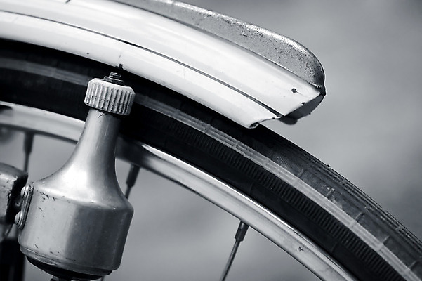 포토 JPG 해외이미지 모양 스포츠 여행 백그라운드 교통시설 건강 사람없음 금속 자전거 힘 도시 바퀴 승차 묘사 타이어 사이클링 옛날 해외202004 해외포토 교통 모션 재질 바이크 육상스포츠 시설 파일형식 이미지허브