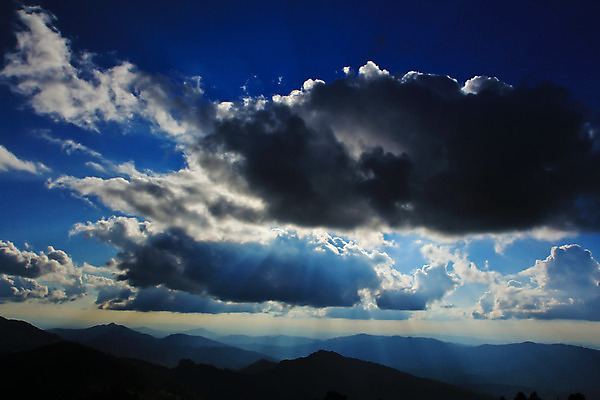 포토 JPG 해외이미지 나무 구름 계절 길 여행 백그라운드 태국 자연 하늘 아침 조명 산 미술 풍경 사람없음 야외 장식 초록색 여름 컬러풀 햇빛 노란색 환경 계곡 수확 안개 골동품 가을 언덕 전나무 목각 산악지대 옛날 웅장함 절정 해외202004 해외포토 주간 자연요소 식물 아시아 컬러 농업 날씨 문화예술 태양 생태계 파일형식 이미지허브