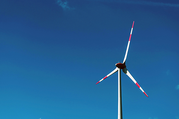 포토 JPG 해외이미지 식물 구름 산업 밭 농업 자연 하늘 바람 풍경 사람없음 초록색 여름 파란색 환경 탑 힘 재활용 풍차 발전기 에너지 흰색 칼날 역 보호 생태계 프로펠러 자원 세대 유지 방앗간 혁명 개발 생태학 공급 해외202004 해외포토 자연요소 건축물 계절 교육 컬러 컨셉 교통시설 날씨 발전소 친환경 파일형식 이미지허브