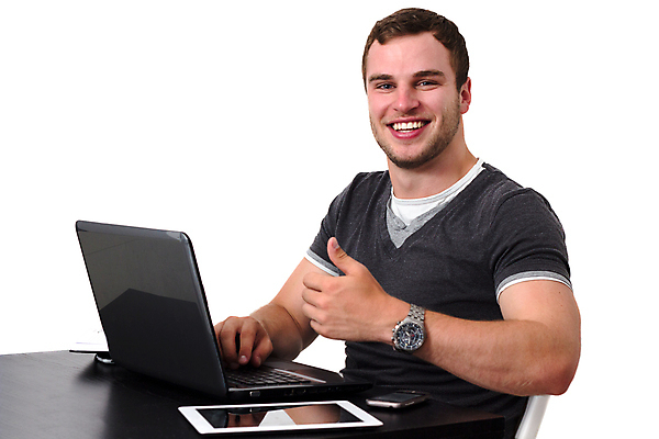 포토 JPG 해외이미지 백인 직업 1 학생 응시 남자 행복 얼굴 백그라운드 비즈니스 성공 한명 미소 사람 앉기 성인 노트북 컴퓨터 알약 유행 흰색 표현 타이핑 최고 업무 작업 자신감 책상 싱글 고립 해외202004 해외포토 서양인 시선 감정 컬러 가구 컨셉 모션 표정 신체부위 전자제품 약 파일형식 이미지허브