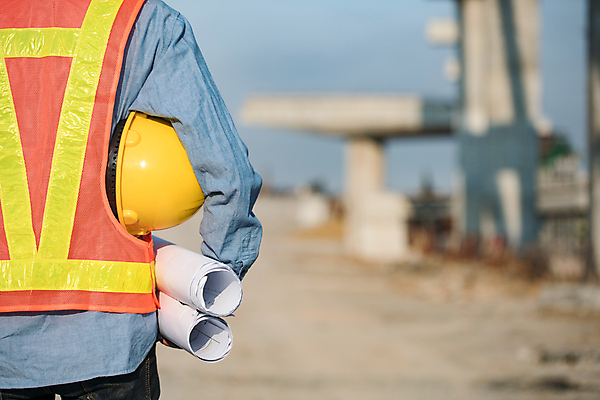 포토 JPG 해외이미지 직업 남자 산업 백그라운드 비즈니스 노동자 주택 안전 사람 사람없음 건물 흰색 잡기 업무 작업 엔지니어 보호 계획 헬멧 건축가 땅 기중기 보안 공학 계약자 프로젝트 해외202004 해외포토 건축물 교육 컬러 컨셉 모션 중장비 기술자 보호장비 계약 파일형식 이미지허브