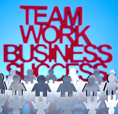 포토 JPG 해외이미지 비즈니스 성공 협력 사람모양 실내 타이포그라피 사람없음 아웃포커스 반사 파란배경 해외202004 해외포토 모양 문자 백그라운드 컨셉 촬영기법 내부 파란색 파일형식 이미지허브